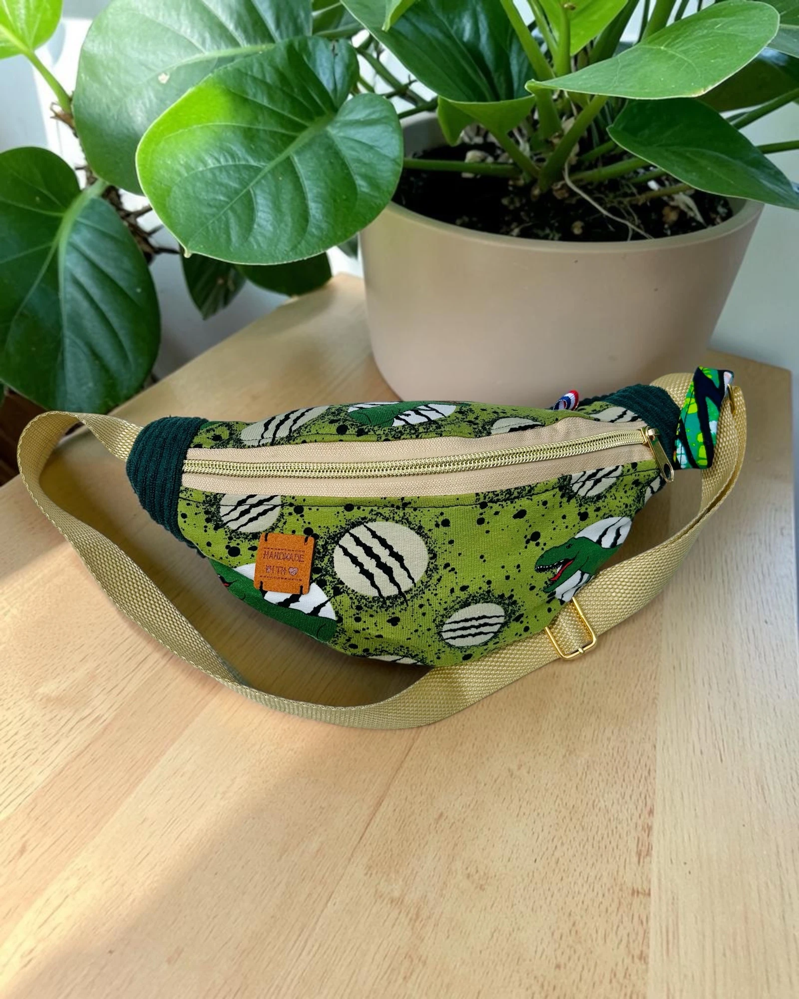 Bolsa de cintura infantil dinossauros – photo 5